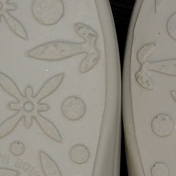 Ladies Red  FlyFlot Wide Fit Clogs size 39 US 8 - Picture 16 of 16